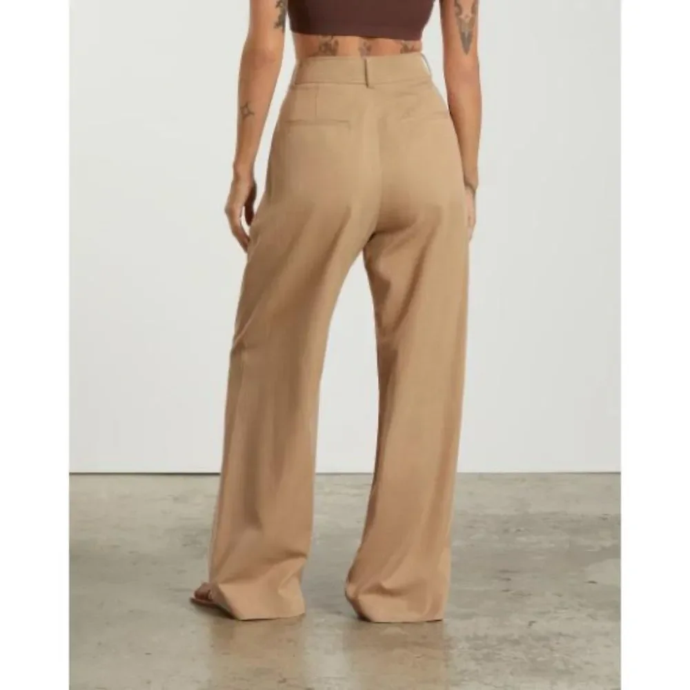 Everlane Tan Wide Leg Pants - Picture 3 of 9